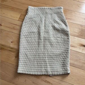 H&M Beige Textured Pencil Skirt